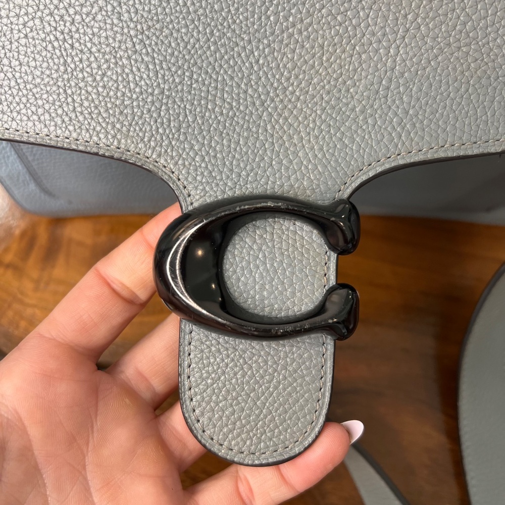 Coach Crossbody Purse - Picture 5 of 9